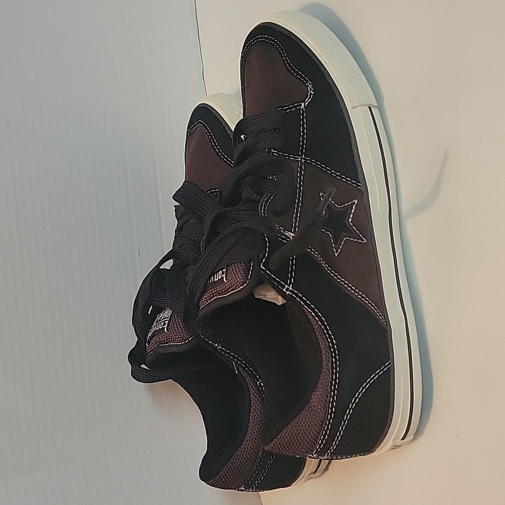 CONVERSE MENS SIZE 10.5 - Picture 2 of 14